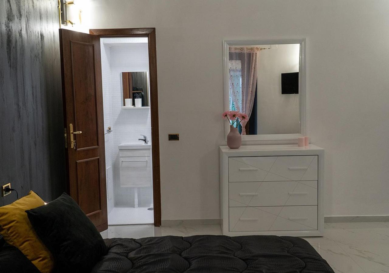 Vesuvius Luxury Home เนเปิลส์ ภายนอก รูปภาพ